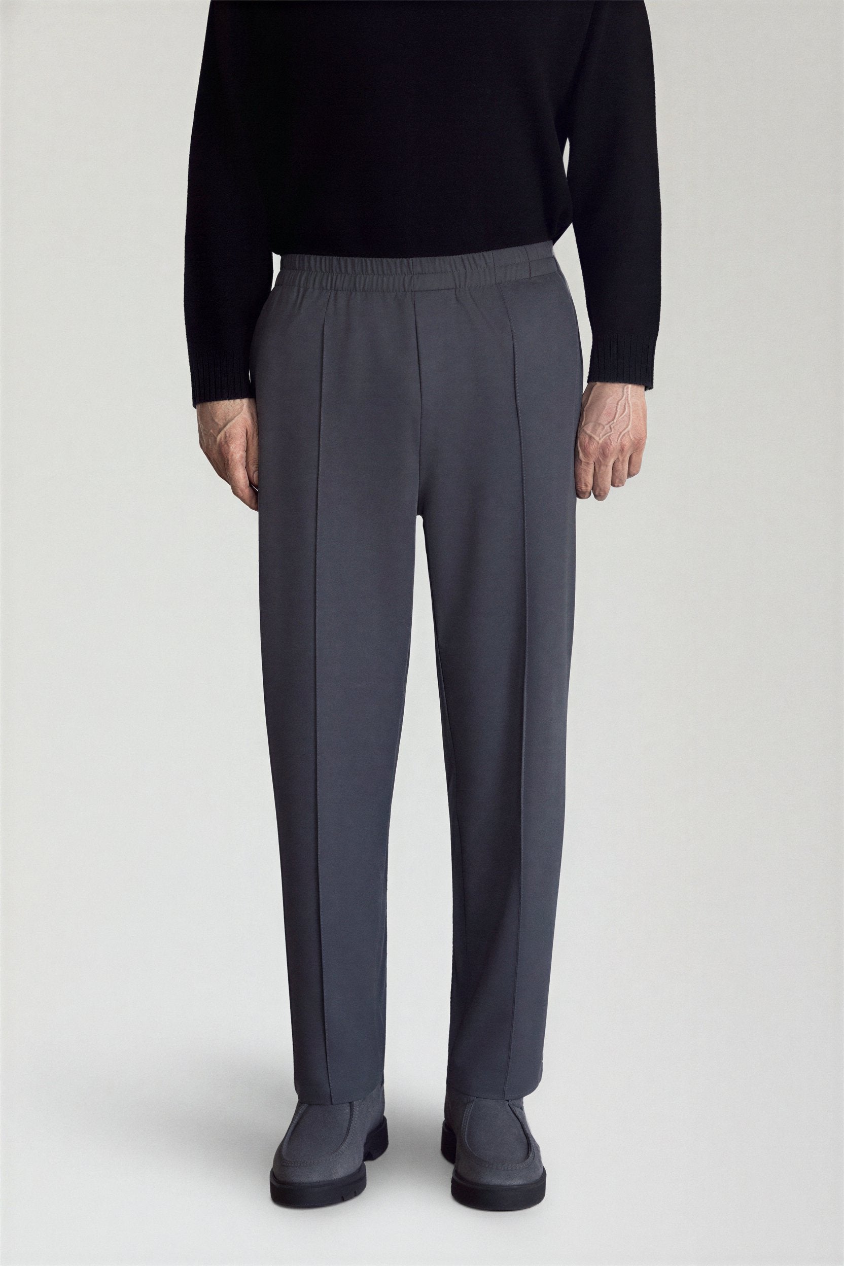 The Light Trouser - Pea & Kew