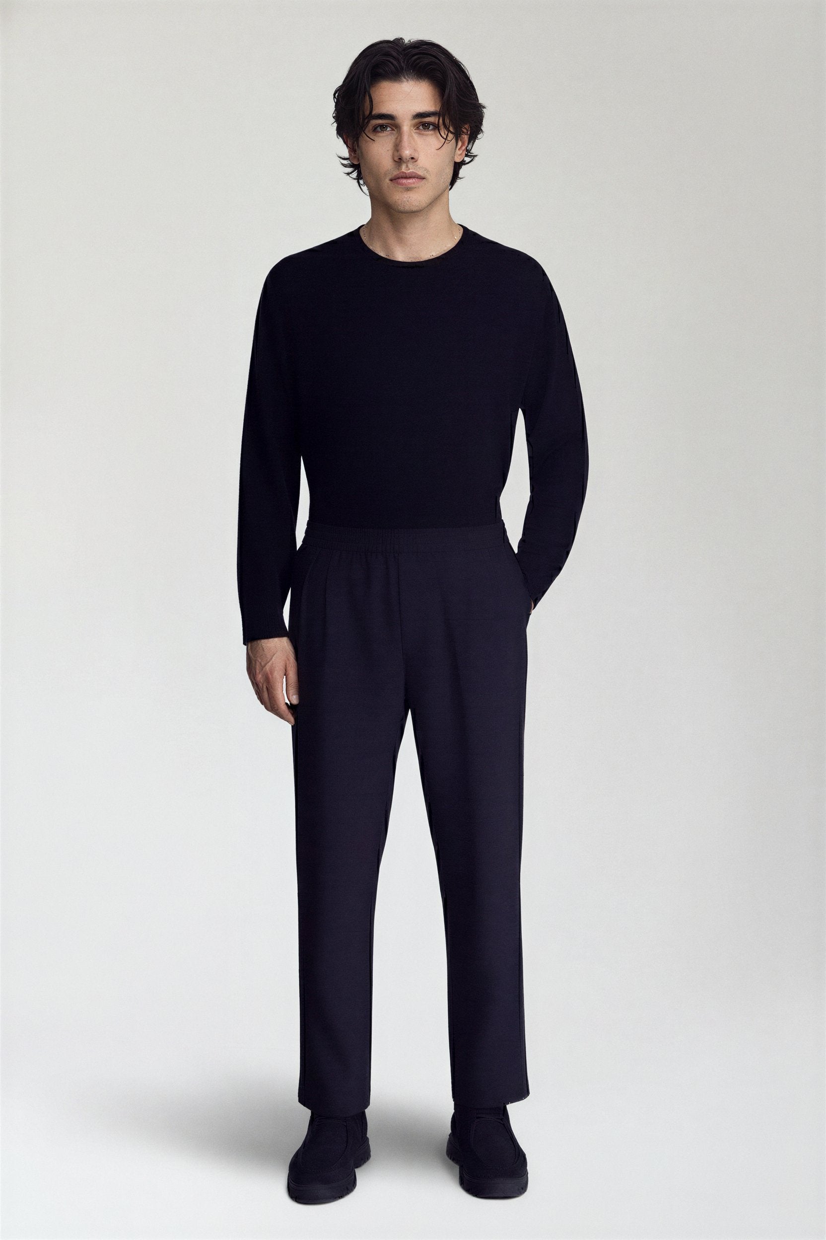 The Ease Trouser - Pea & Kew