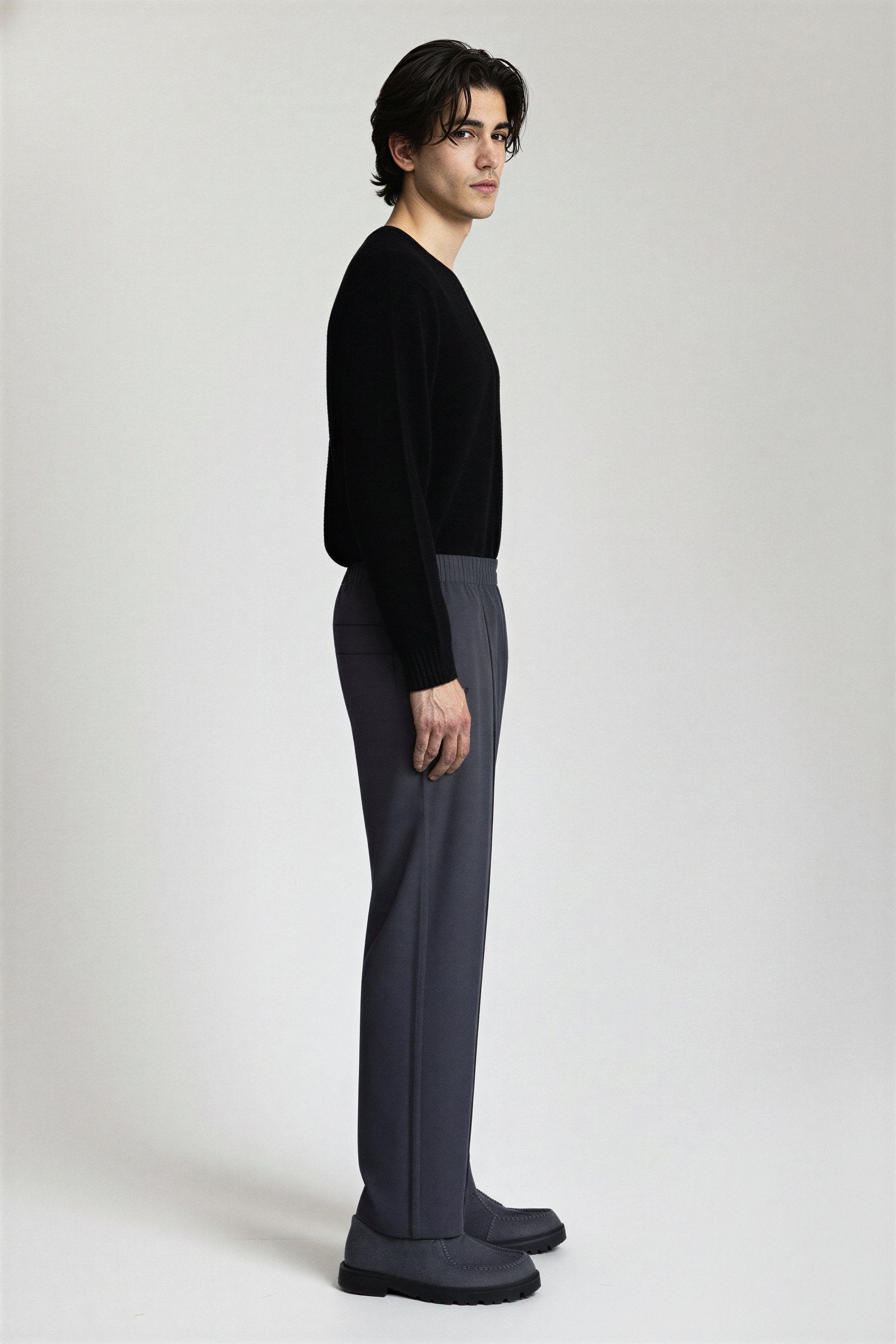 The Light Trouser - Pea & Kew