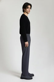The Light Trouser - Pea & Kew